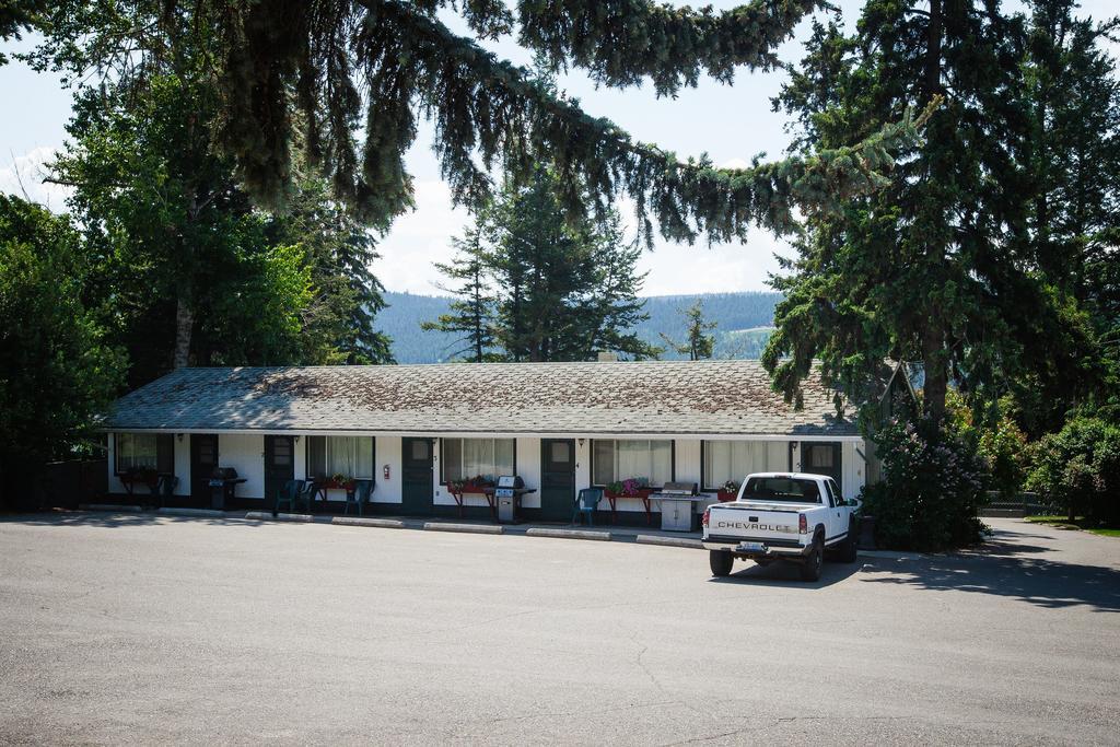 ويليامز ليك Lakeside Motel المظهر الخارجي الصورة