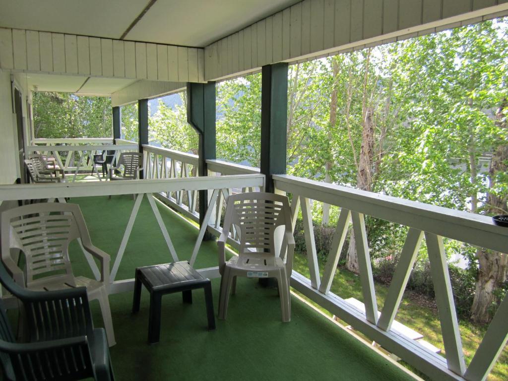 ويليامز ليك Lakeside Motel المظهر الخارجي الصورة