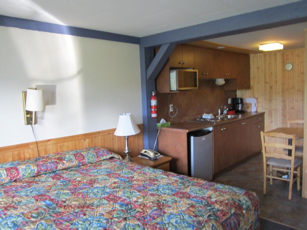 ويليامز ليك Lakeside Motel المظهر الخارجي الصورة