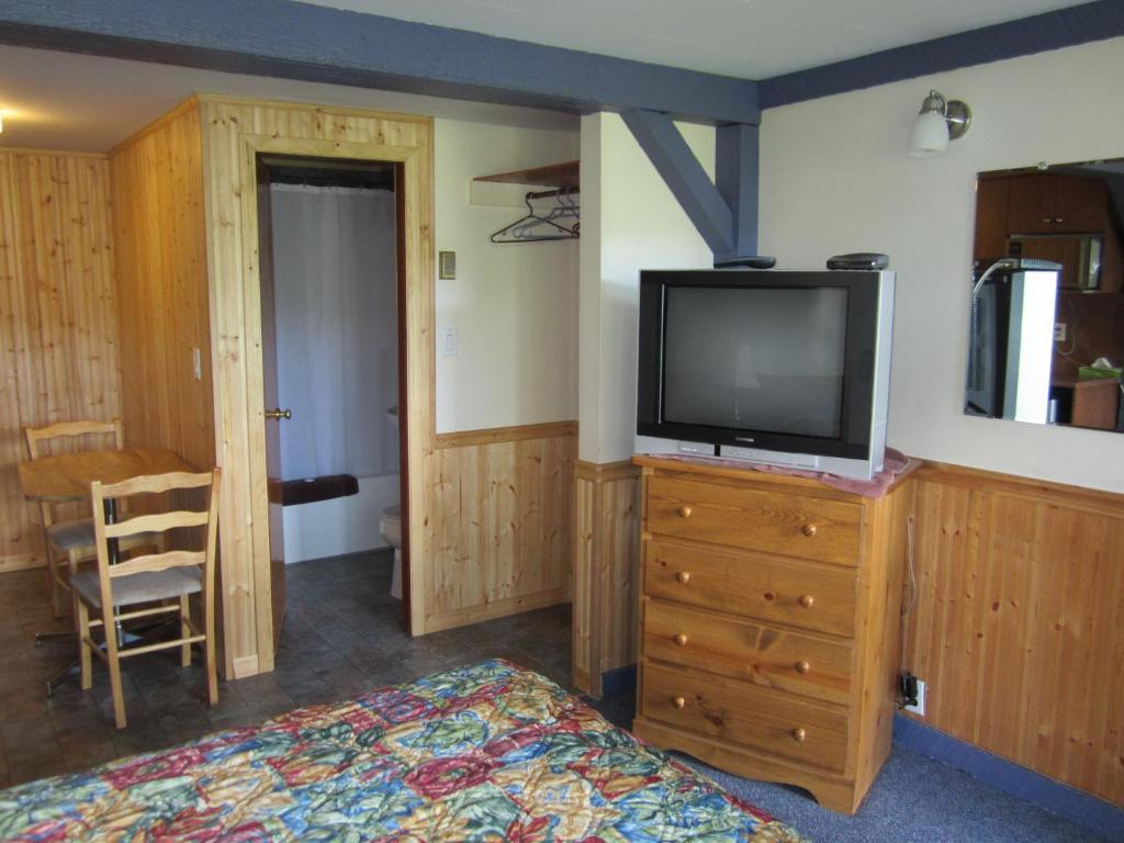 ويليامز ليك Lakeside Motel الغرفة الصورة